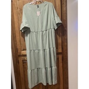Emery Rose 2XL Green Maxi‎ Shift Long  Short Sleeve Dress NWT Ruffles
